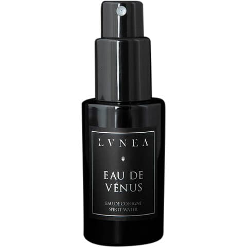 Eau de Vénus / Venus Water (2021)